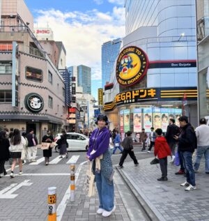 Hayley Woo Instagram - 蓝天白云 天气晴朗 心情愉快 ~

📸 @jiaqiwoo