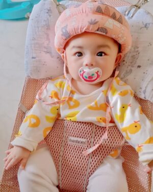 Hayley Woo Instagram - Happy 1 year old my dearest baby @jantanjinyan!
姨姨永远爱你多多 🥰
