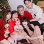 Hayley Woo Instagram - From #WooWooFamily to you: Merry Christmas! 🎄