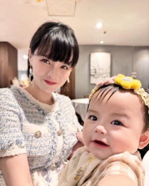 Hayley Woo Instagram - 사랑해 @jantanjinyan 🥰

📸 @jiaqiwoo