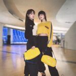 Hayley Woo Instagram - Twin be twin-ing @hayleywoojiayi 👯‍♀️ #JayOnTheHay #Jayshionleystar 🐯 @OnitsukaTigerOfficial @OnitsukaTigerSG #OnitsukaTiger #OnitsukaTigerSG #DENTIGREBELTED