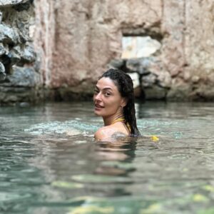 Hazal Şenel Instagram - bir zamanlar..