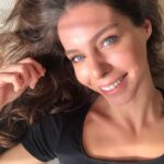 Hazal Adıyaman Instagram - Ben post atmayalı birini bile kullanmayacağım milyonlarca tane filtre gelmiş. Fena da değiller hani.