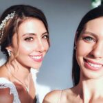 Hazal Adıyaman Instagram - Abla dediğin biri varsa şu hayatta, her zaman sesini duyan biri var ve olacak demek, hayatta o varolduğu müddetçe hiçbir zaman yalnız olmayacaksın demek, her zaman ağlayacak bir omzun, düştüğünde sana elini uzatan bir el sorgusuz yargısız seni bekliyor demek. Kocaman bir şans. İyi ki doğdun ablam. İyi ki benim ablamsın. Seni seviyorum. @sezgiadiyaman