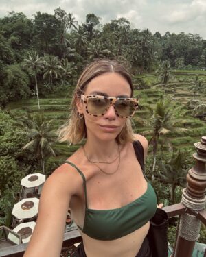 Hazal Benli Instagram - 🌴💚