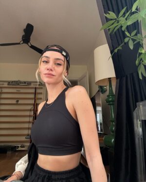 Hazal Benli Instagram - 