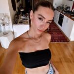 Hazal Benli Instagram -