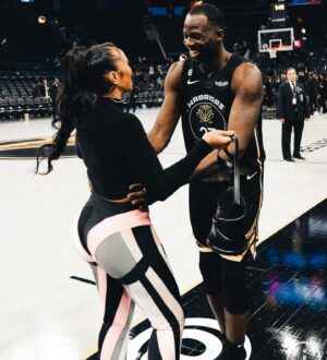 Hazel Renee Instagram - Back To Business Bayyybeee Cheers To YEAR 12!!!! What A Blessing & A Joy To Be Living Out Your Dream That You’ve Worked So Hard For!Praying For SuperNatural Favor & Health For The Presidential Run Amor🙏🏽🙏🏽WE LOVE YOU 💚 #GoDubs