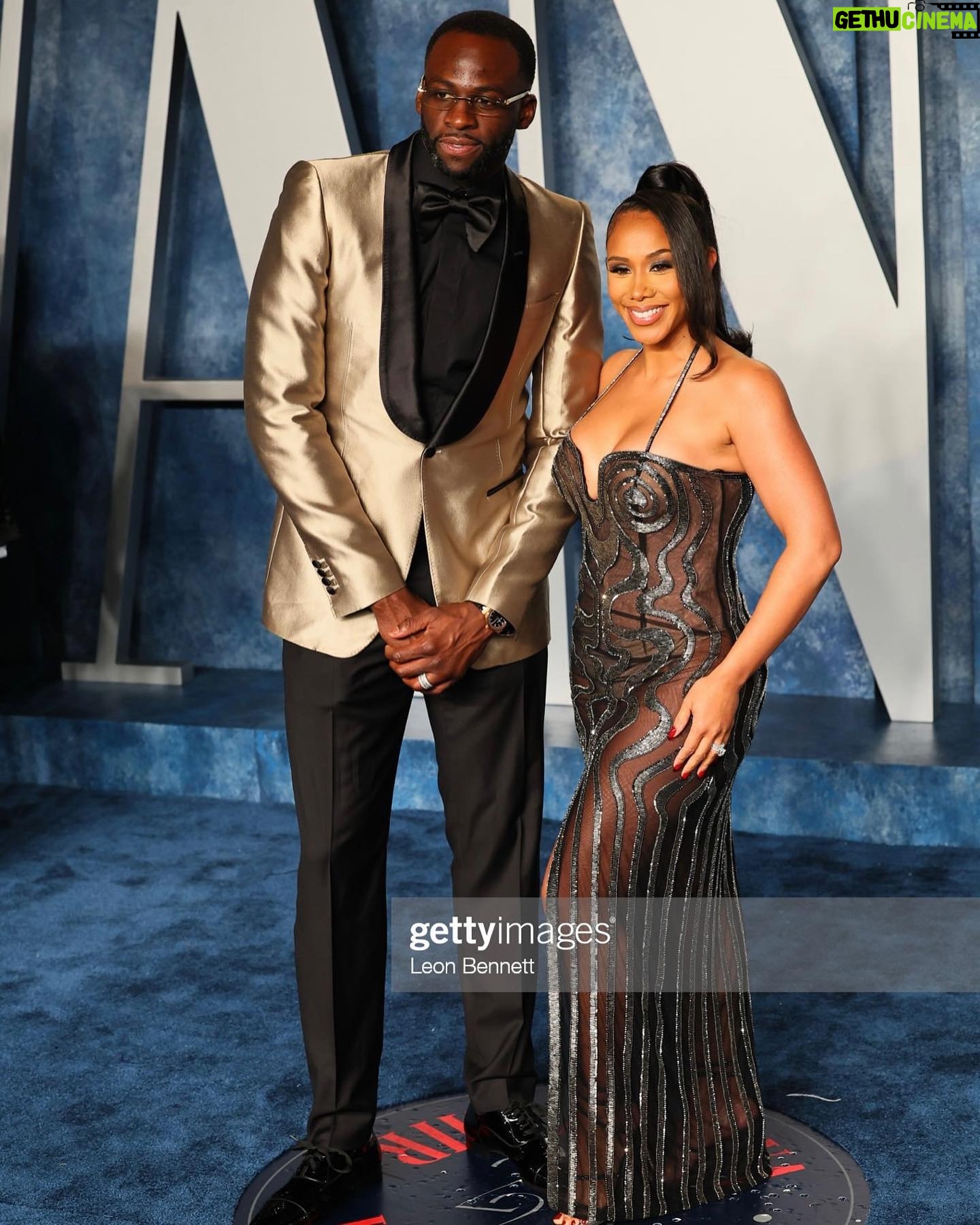Hazel Renee Instagram - 💫ITS ALWAYS US💫 @vanityfair Oscar’s After Party With My Love @money23green MakeUp: @briamakeup Hair: @hairbypkk Dress: @alietteny Dressed By: @marisabakernm #VanityFairOscarsParty #VFOscars #BlackLove #BlackExcellence