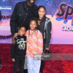 Hazel Renee Instagram – Cool Parents…Even On A School Night😝💚 @money23green And I Had A Blast Taking The Big Kids Olive & DJ To The #AcrossTheSpiderVerse Premiere!Thank You To Our Fam @deontaylor @roxanneavent & @sonypictures For Having Us! PLEASE Support This Amazing Diverse Cast & Film!!! 🕷️🕸️
MU💄: @briamakeup