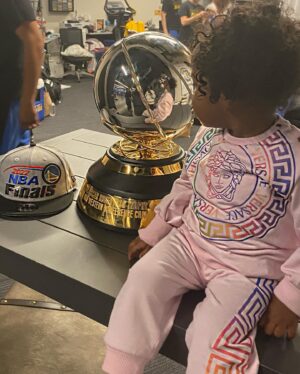 Hazel Renee Instagram - 💙For The Road Less Traveled…This Journey💛 FINALS BOUND BAYYBEEE Ya’ll Doing It! YOU Doing It!! Let’s Get It Mi Amor @money23green THEE BEST IN THE WEST 🥳🎉
#WesternConferenceCHAMPS #MissingOurBigGirlOlive 
#WeGoingToTheShipWhaWhaWeGoingToTheShip