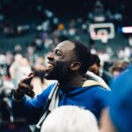 Hazel Renee Instagram - BESOS😘AHHHH Fire #Game7 @money23green Get Down To That Black Jogger…It’s WAR! OTTN #Warriors 💙💛
