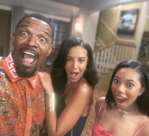 Heather Hemmens Instagram - Say whaaaaat?! Get excited because “Dad Stop Embarrassing Me” drops on @netflix April 14th!! #Family #Comedy #DadStopEmbarrassingMe