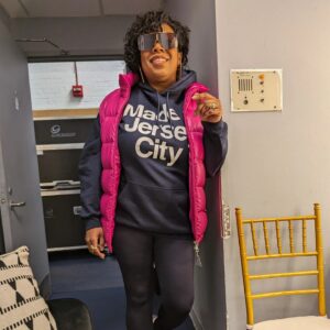 Heather B. Instagram - YOOOOOO!!!! MTV UNPLUGGED #jerseysfinest  is on TONIGHT!!!!!! @ 8pm EST on @vh1 

THANK YOU @queenlatifah 👑and Shakim 👑for the call. 🥰

JERSEY WAS IN DA' BUILDING!!! 

@redmangilla 👑
@doitalldu 👑
@lordjazzlotug 👑
@therealmrfunke 👑
@iamnikkid__ 👑
@treachtribe 👑
@thepoorrighteousteachers 👑
@iamladyluck 👑
@wyclefjean 👑
@sugarhillgang 👑
@adamblackstone 👑

And SHOUT OUT TO @madeinclothinginc for my "MADE IN JERSEY CITY" hoodie! 🔥🔥🔥🔥🔥🔥🔥🙏🏾

#THANKYOUGOD
#TheHappyHourwithHeatherB