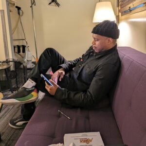 Heather B. Instagram - Sway got me out here in The Bay! Yeee!!! 

I'm taking selfies...he's texting... I'm finding good places to eat (The Cioppino @ Sotto Mare was crazy)...and he's Bay Reppin'