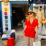 Heather Graham Instagram – Hot tomato girl summer 🍅🇬🇷❤️🍝