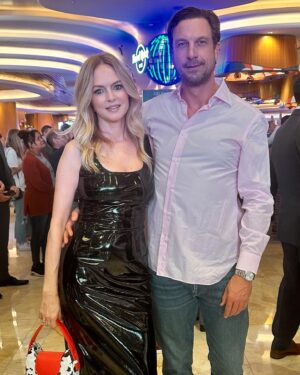 Heather Graham Instagram - Had so much fun celebrating #ANewEraofSeminoleGaming at the launch of craps, roulette, and sports betting in Florida. Also got to see @brunomars which was amazing! 💃 Thanks @officialhardrock & @hardrockholly 🎲🎰🎉