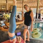 Heather Graham Instagram – So grateful I got to go on a yoga retreat and meditate looking at the ocean with @soukofrima_ and @mjmasala @souk.studio. Me gusta 🇲🇽🌞🌊🧘‍♀️❤️