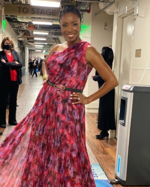 Heather Headley Instagram - #Greensboro…well, that was fun!! Thanks  so much for coming out, looking so beautiful, dancing with me, letting me sing for you, and making me feel like I was…#Home. 

#happysunday

@greensborosymphony 
Stylist:  @hannahiduke