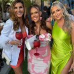 Heather McDonald Instagram - Had the best time @netflix celebrating their #realitytv shows and stars! Swipe Rt for some of it! What a fabulous LA Night! #hollywood #comedy #juicyscoop #realestate #buyingbeverlyhills #sellingsunset #loveisblind #thecircle #squidgame #sellingoc @nickviall @themarybonnet @mskaylacardona @brandongraves_ #drama #tv #awards #nfl #games #thecircle @fatcarriebradshaw my dress and jacket is @aliceandolivia shoes @inez bag @tomford