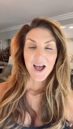 Heather McDonald Instagram - Are you freaked out by my psychic gifts? #prediction #goldenbachelorette #comedy #abc #thebachelor #senior #aarp #dating #love #marriage #widow #juicyscoop #medium #fortuneteller