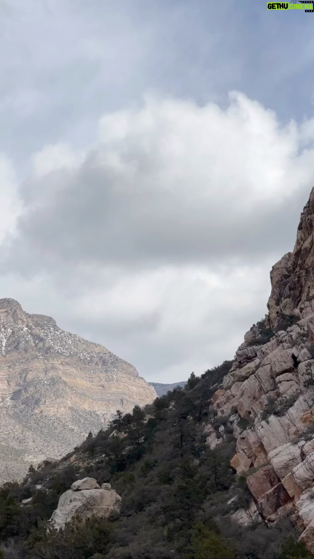 Heather Thomson Instagram - #dirtyfreedom #heatherthomsontravel #freedomretreats #redrockvegas2023