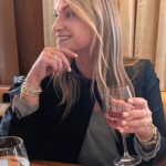 Heather Thomson Instagram – a sparkling lunch!
celebrating clean air, summer, friends, @stevenlagos 💎@kateshareslagos 💕
and all things pink! I heard it’s Rosé Day!
And, apparently, there are even two competing “rosé days’) but either way, it’s always a good day to celebrate Rose’ !

#congratulationsfamily 
#entrepreneuroftheyear 
#beautifulbride 
#RoséDay! 
@lagos #roseallday 
#whatdayisntthere ? 🤷‍♀️