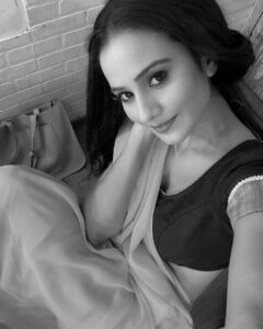 Actress Heena Parmar HD Instagram Photos and Wallpapers January 2024