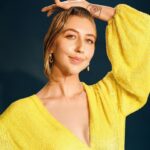 Heidi Gardner Instagram - @instylemagazine thanks for having me // teen heidi and woman heidi are super psyched about it. Photographer: @elenamudd Writer: @carriesnotscary Style: @samanthasutton Hair: @matthewmonzon Makeup: @cygmakeup Beauty direction: @kaylaagreaves Booking: @isabel_jones_93 Creative direction and production: @kellychiello