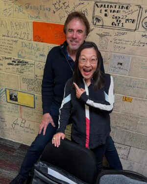 Helen Hong Instagram - I worked all weekend but it wasn’t too bad. #dreamjob #standup #comedy @comedyandmagicclub @jaylenosgarage @kevinnealon 📸: @mslynstagram