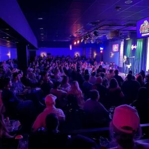 Helen Hong Instagram - Thank you @hyenascomedyfortworth for an awesome wknd! Only 1 heckler on the last show who got SHUT DOWN by the rest of the crowd who had my back! 🥰 I love y’all and thanks for teaching me “bless your little heart” means “go f*ck yourself”! 😆@lindastogner & @shahyanj crushed it, we make a dream trio! 🤗#fortworth #texas #dreamjob #grateful #blessed 
📸: @gingernation96