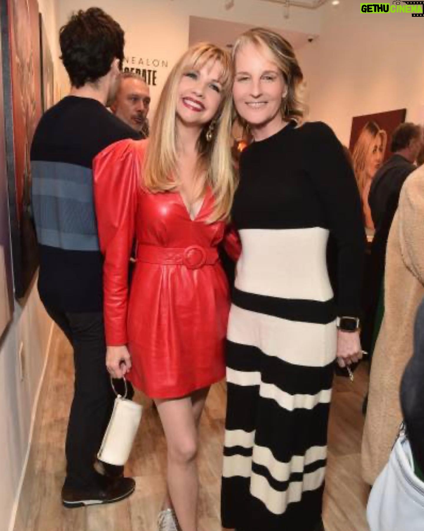 Helen Hunt - 7K Likes - Celebrated @kevinnealon s new book #iexaggeratemybrusheswithfame. Also cuddled with @sukiyeagley what a fun night!
