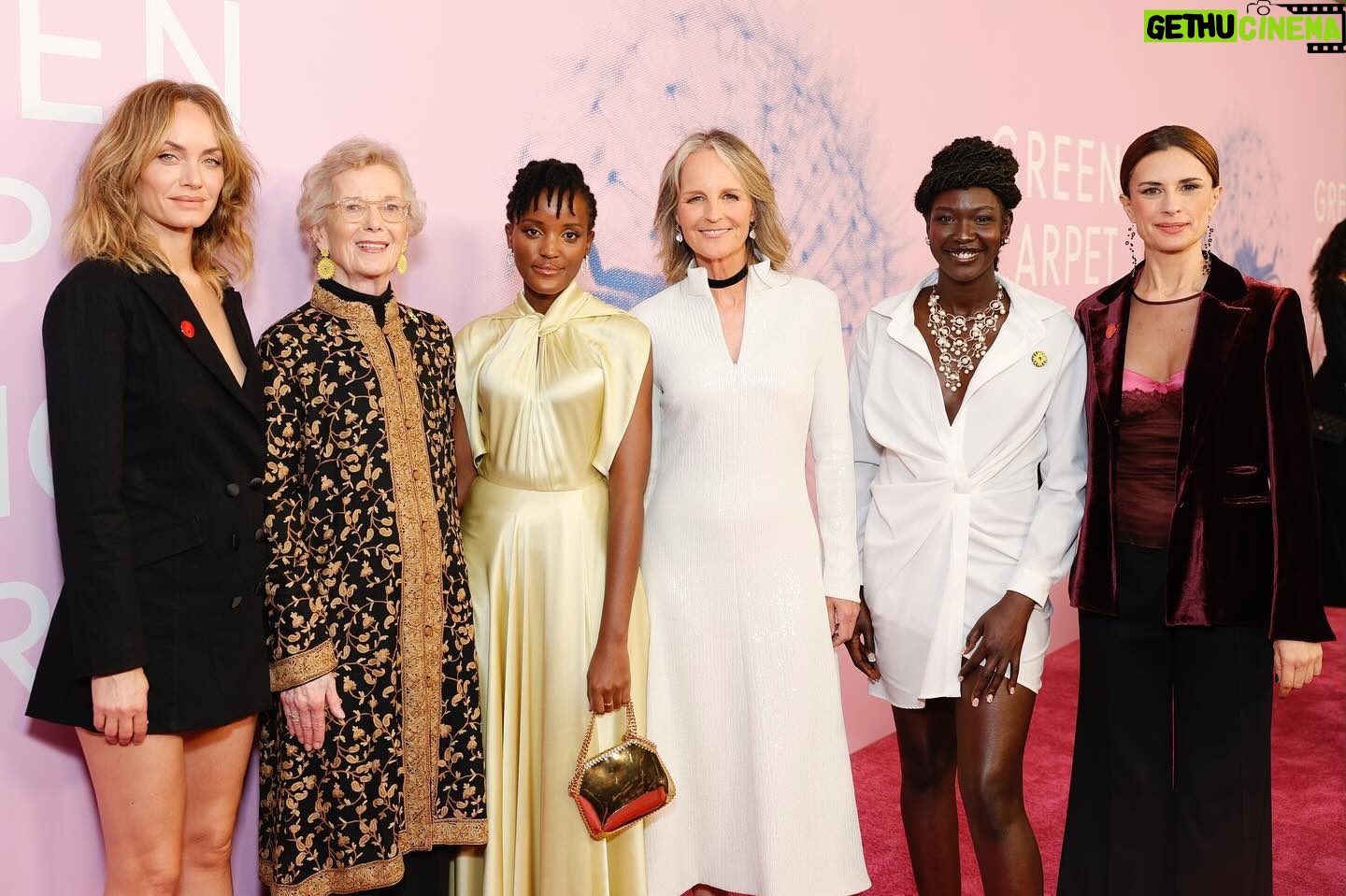 Helen Hunt Instagram - The Green Carpet Awards!