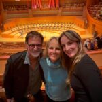Helen Hunt Instagram - What a night. @lamasterchorale with Jenny Wong conducting. @jeffreynordling has been saying we need to go. Oh my God. I guess I should listen to him more often. Among other things we heard @jenlucycook ‘s devastating piece “For You I Will Be an Island.” Written during the pandemic, it’s an aching love poem about how sometimes to love means to stay away. Yes that was me sobbing. And the world premiere of Carlos Simon’s “Affirmations”. @carlos_simon_music , any chance I could read those lyrics? What a night. Frank Gehry, what you have given us!