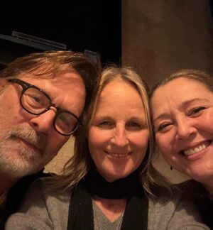 Helen Hunt Instagram - I miss rooming with these two. 

@camrynmanheim 
@jeffreynordling 
#Three’sCompany