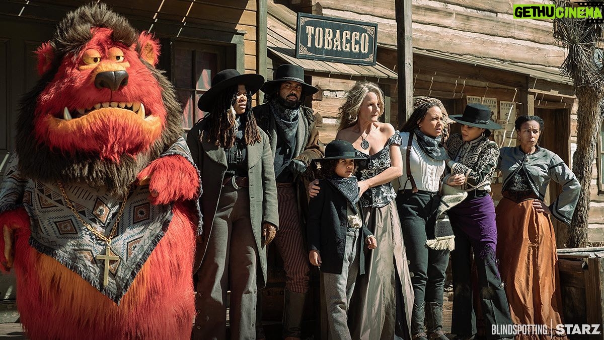 Helen Hunt Instagram - It’s Western Week on @blindspottingstarz This photo says it all….but what does it say??? Tune in Friday (Th at 9 pm on the @starz app) From the beautiful brains of @rafaelcasal and @daveeddiggs Directed by Rafa. Check it out.