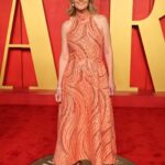Helen Hunt Instagram - Thank you @csiriano for making this beeeauuuutiful frock for me for the #vanityfairoscarparty I felt like a ballerina. (Not counting how I walked in the shoes). I had FUN! Glam @darrellredleaf Jewels @sukiyeagley Overall saving the day @bluecatblauner Tailored by @travisaddams Pulling it all together against all odds @scotttayyyyy