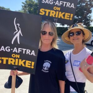 Helen Hunt Instagram - #unionstrong 

#sagaftrastrong 
#wgastrong