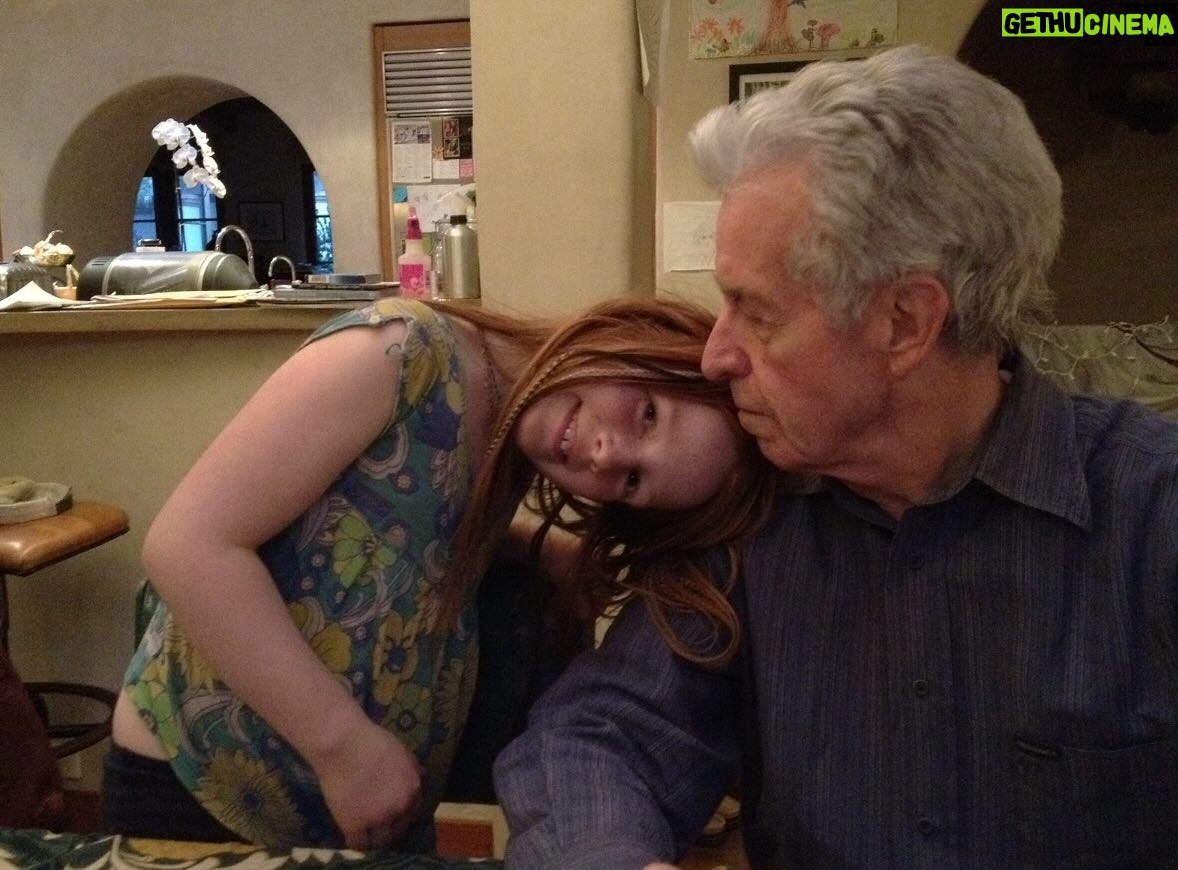 Helen Hunt - 5.4K Likes - …just the best there ever was.
Love you Gordie🕯️
