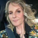 Helen Hunt Instagram – On the way to the @blindspottingstarz Season 2 premiere!! @darrellredleaf as always, did my hair. Doesn’t it look good? And SO much of it is mine!