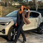Helen Lindes Instagram – #publi Nuevo híbrido en casa 🙌🙌🙌 No puedo estar más feliz @volvocares #volvoxc40 #hybridcar