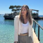 Helen Lindes Instagram - Escapadita express a Mallorca… qué maravilla de día nos ha hecho hoy!! 🌊🌊🌊 Agradecida por estos momentos en familia... #mallorca #islasbaleares #viaje