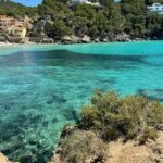 Helen Lindes Instagram - Escapadita express a Mallorca… qué maravilla de día nos ha hecho hoy!! 🌊🌊🌊 Agradecida por estos momentos en familia... #mallorca #islasbaleares #viaje