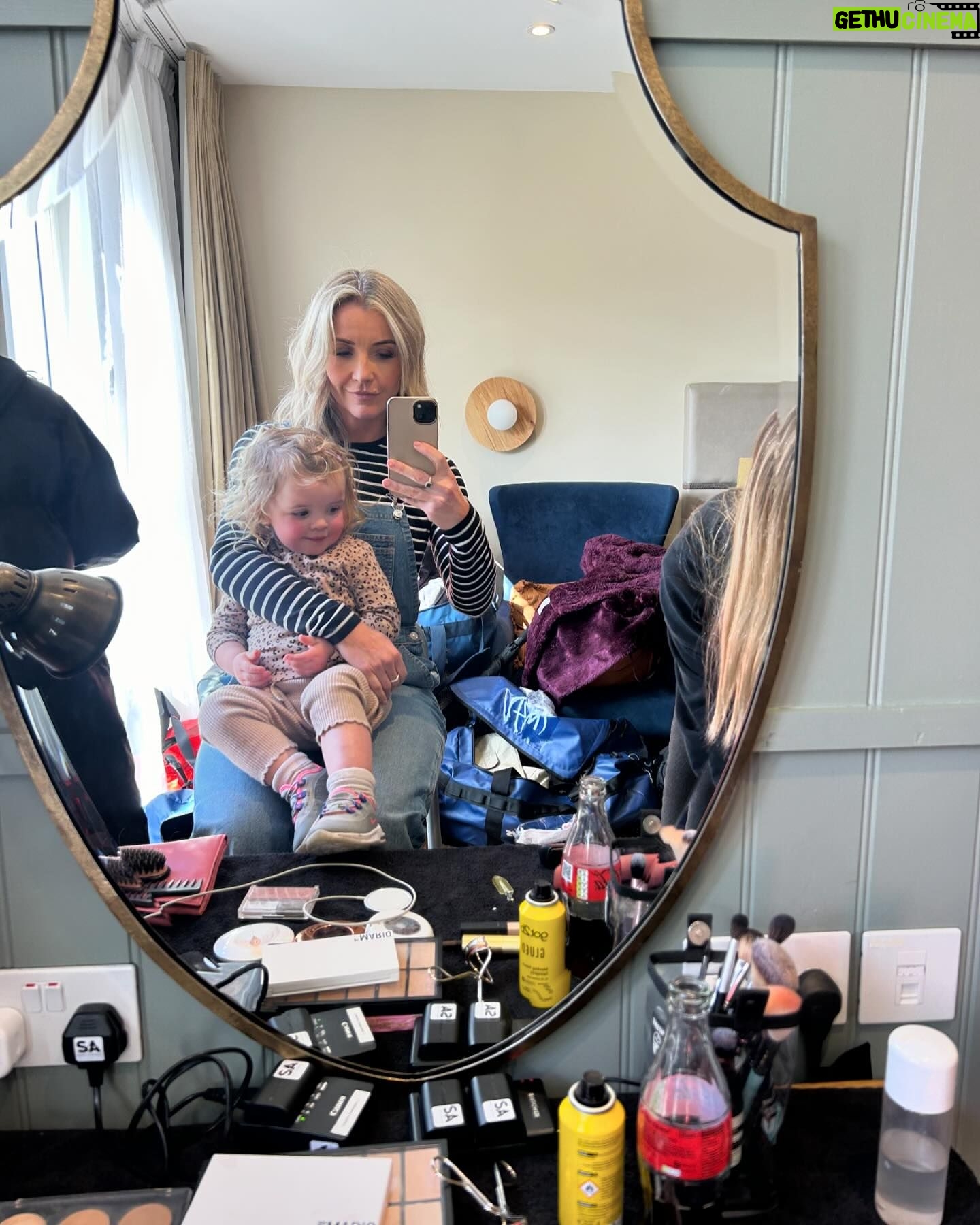 Helen Skelton Instagram - Lighter nights on routeโฆ. And we are here for it ๐๐๐ฒ๐ชป๐ธโ๏ธ#spring