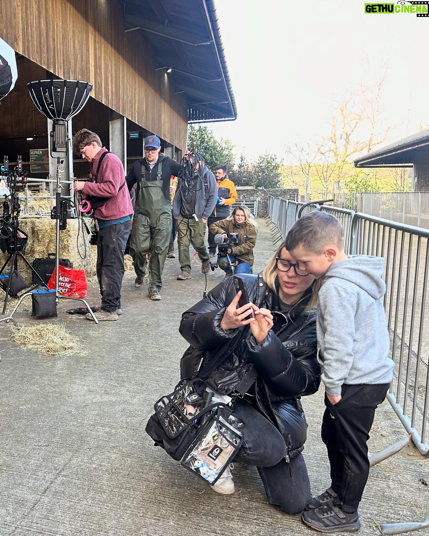 Helen Skelton Instagram - More from the farm β¦. Including some of the best visitors and additions. Spring time on the farm continues tonight 8pm @channel5_tv π΄πππ₯ #spring #farming #springtime #televisionshow #rurallife #yorkshire