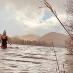 Helen Skelton Instagram – Winter 24 …..Plus a little lesson for us in legacy…. Don’t be fooled into thinking this means we haven’t finished you tube 🤣😉. 🌲🌳🌲🏔️🗻🗻
#freshair #weekends #halfterm #coldwater #swims #mountains #lakedistrict #treeplanting #legacy #feelgood #family #outdoors