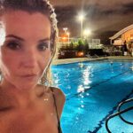 Helen Skelton Instagram - Neither little nor often 🦀🙌🏊‍♀️ Thank you @davidlloydclubs it’s been a minute. #swim #outdoors #gifted