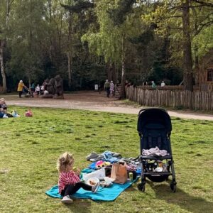 Helen Skelton Instagram - Norfolk spam incoming…time to do nothing 😍#staycation #norfolk #downtime #roadtrip #easter #familytime #schoolhols