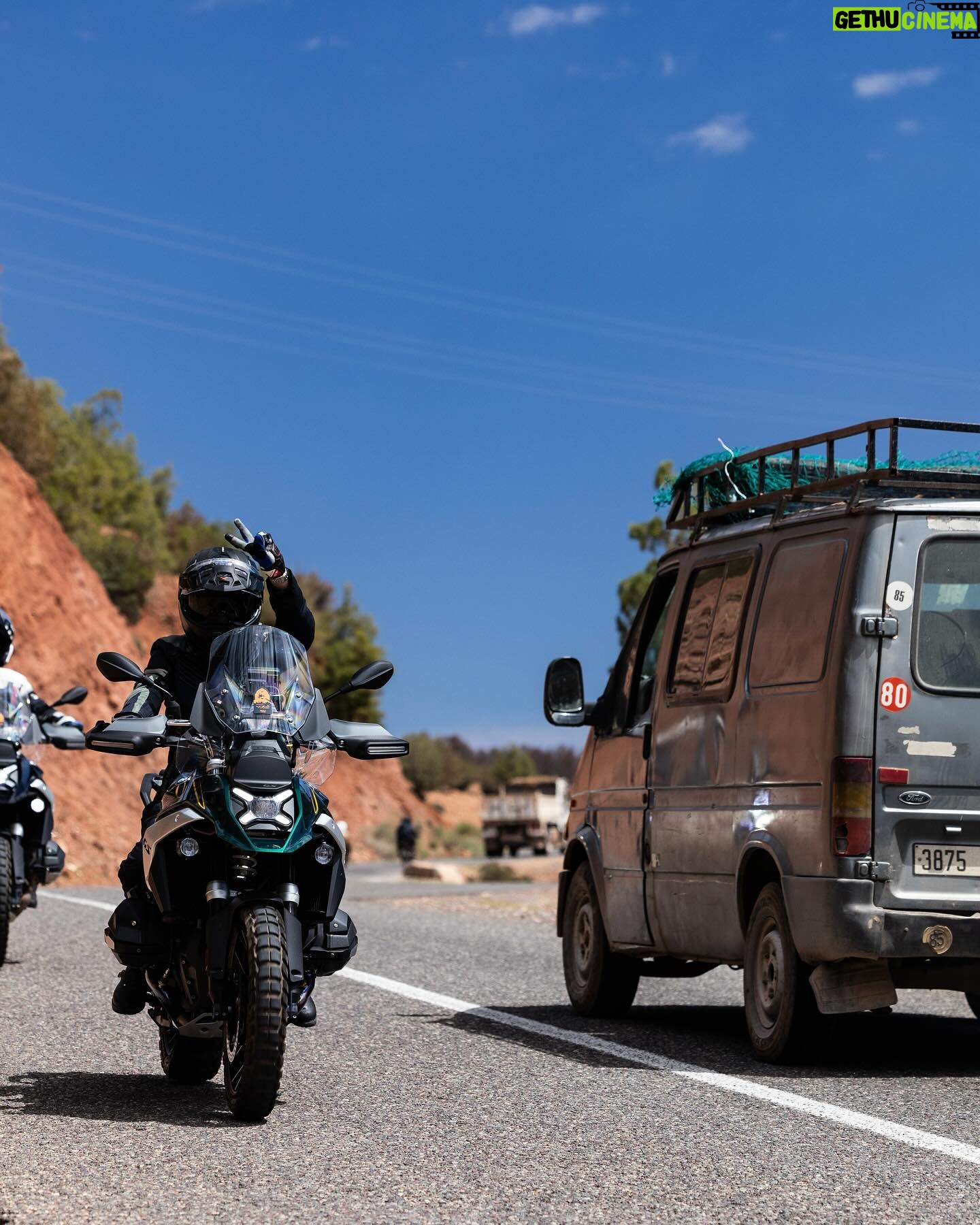 Helena Costa Instagram - Last pics 🤭 🏍️❤️ My love will never die for you @bmwmotorradpt #GSExperience2024 . Video and fotos @brunoribeiro.jpg 🔝 #Marrocos #SpiritOfGS #BMWMotorradPT #MakeLifeARide #BMWMotorrad #momlife #mommyoftwins #misshelentravels #backhelen #mymotomyway #mybmway