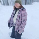 Helena Luz Instagram - Veja as fotos de um dia que foi incrível... caminhada até o cume da montanha, em meio a muitaaaaa neveee!!! ❄️ . . . . . . . . . . #bariloche #feriasdejulho #felizdavida #realizandosonhos #neve #snowday